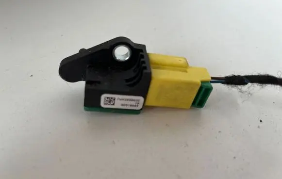 Skoda Superb B6 (3T) Airbag deployment crash/impact sensor 5K0959351B