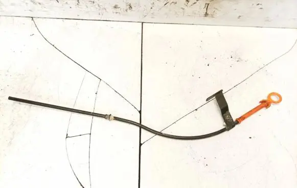 Oil level dip stick