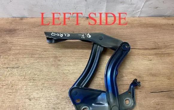 Skoda Elroq Engine bonnet/hood hinges 5LA823301B