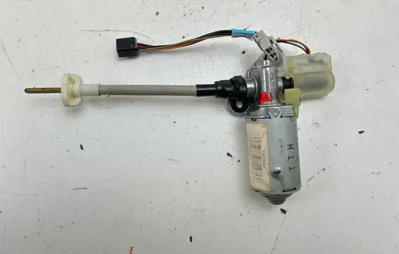 Chevrolet Corvette C6 Steering rack control module 26096501