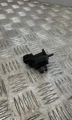 Volvo S60 Turbo solenoid valve 31219977