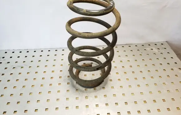Jeep Grand Cherokee (WK) Rear coil spring