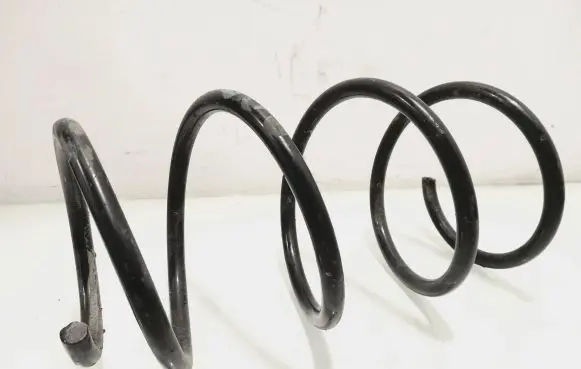 BMW 5 E60 E61 Front coil spring