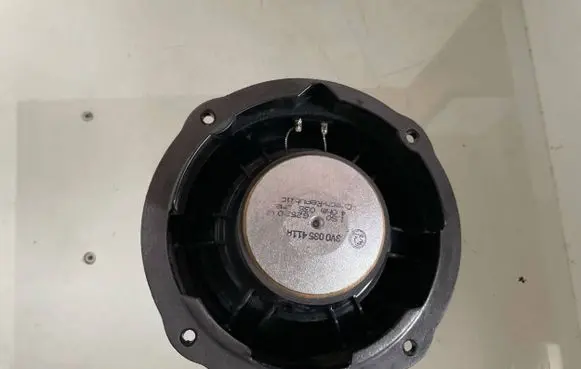 Seat Ateca Rear door speaker 3V0035411A