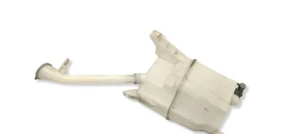 Nissan X-Trail T32 Windshield washer fluid reservoir/tank 
