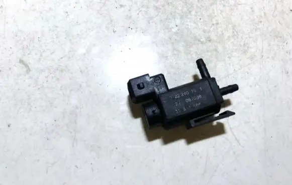 Volvo V70 Turbo solenoid valve 30611668 72224010