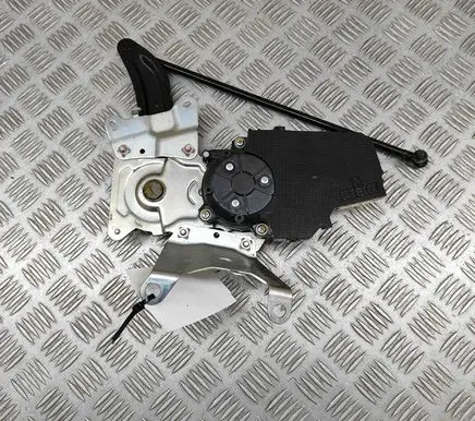 Mitsubishi Outlander Other devices 5813A149