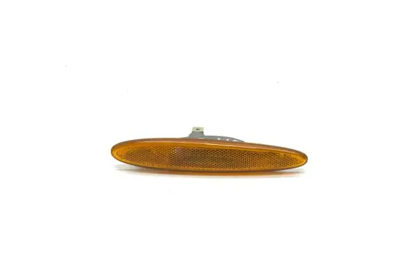 Jaguar XK8 - XKR Front reflector LJA5034AC