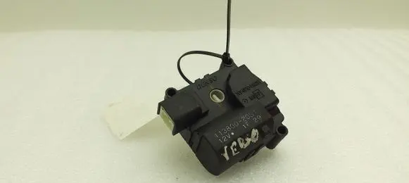 Toyota Corolla Verso E121 Air flap motor/actuator 1138002051