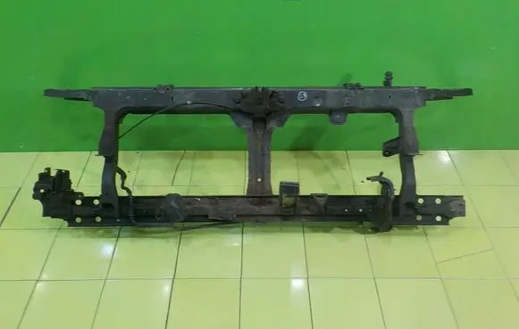 Nissan Pathfinder R51 Radiator support slam panel 
