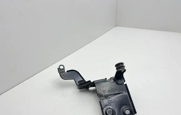 Volkswagen Golf VII ABS pump bracket 5Q1614235E