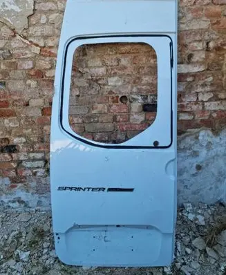 Mercedes-Benz Sprinter W907 W910 Back/rear loading door 