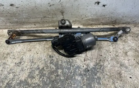 Volkswagen PASSAT B5.5 Front wiper linkage and motor 0390241528 3B1955113D