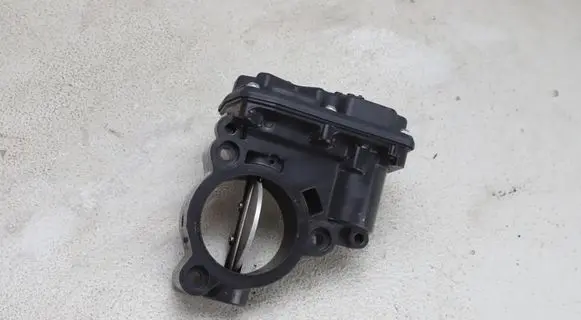 BMW X3 F25 Throttle valve 8512452 A2C80221200