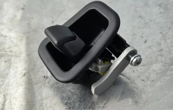 BMW 6 F06 Gran coupe Hook 7008000 FD17