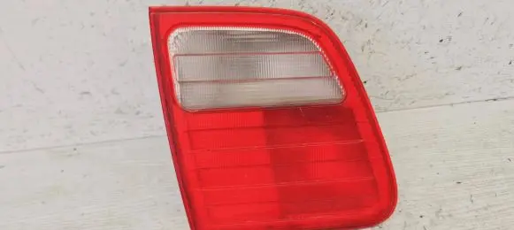 Mercedes-Benz E W210 Tailgate rear/tail lights A2108202364