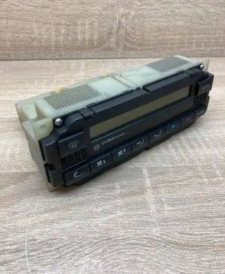 Volkswagen PASSAT B5 Climate control unit 5HB007617 1J1907044