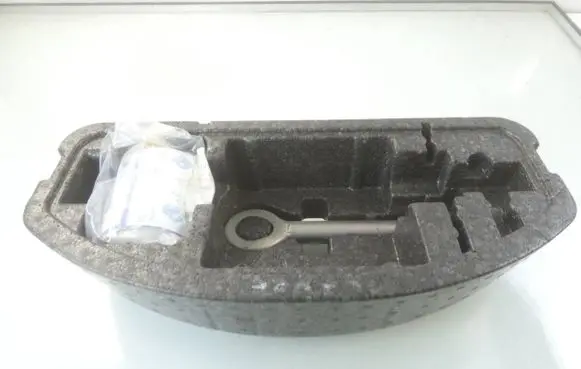 Opel Astra J Tool box 13279179