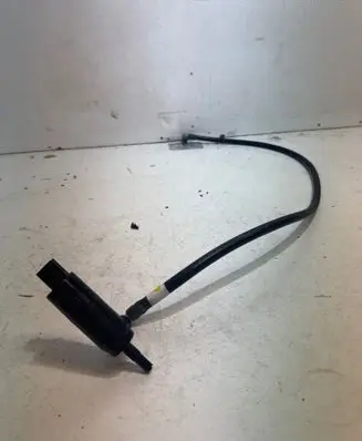 BMW 5 G30 G31 G38 Headlight washer pump 7217792 3323525 13264011