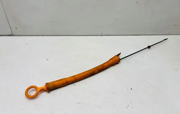 Volkswagen PASSAT B5.5 Oil level dip stick 038115611 19752