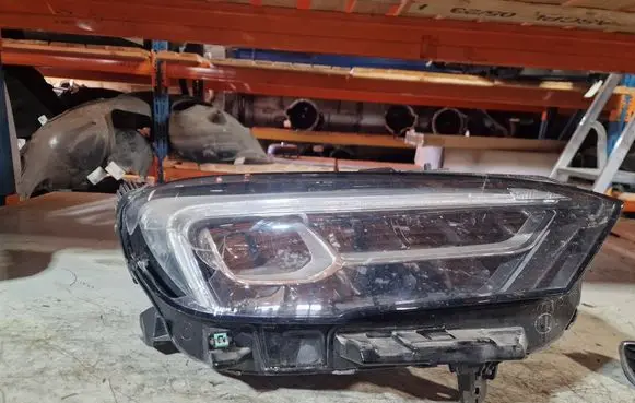Buick Encore GX I Headlight/headlamp 42758002