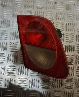 Tailgate rear/tail lights