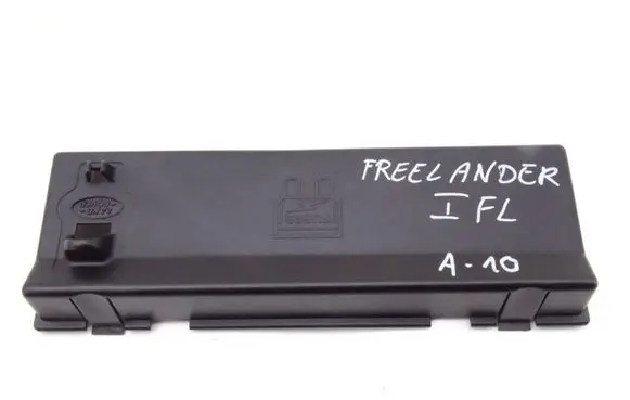 Land Rover Freelander Fuse box cover YQS000282