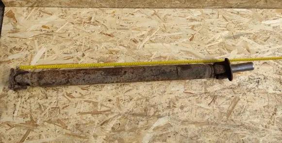 Nissan Pathfinder R50 Rear driveshaft/prop shaft 