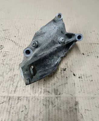 Volkswagen Amarok Engine mounting bracket 03L199307B