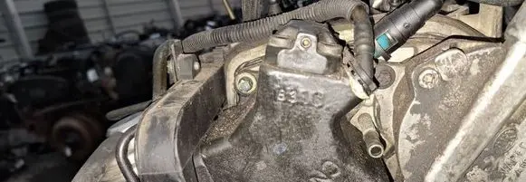 Chrysler PT Cruiser Fuel injection high pressure pump a6130700001