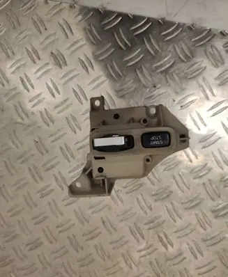 Volvo S80 Ignition lock 30797211 329001 15607GGJ