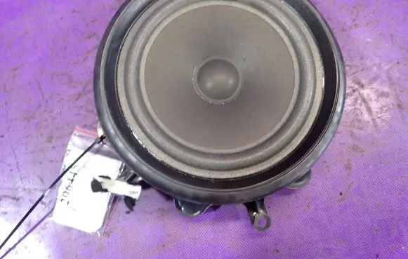 Audi A4 S4 B6 8E 8H Front door speaker 8E0035411