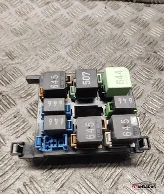 Volkswagen Caddy Fuse module 7n0937503