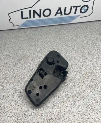 BMW 3 E46 Tail light bulb cover holder 8374810
