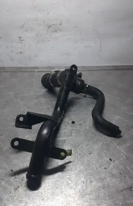 Volkswagen PASSAT B5.5 Engine coolant pipe/hose 06B103213C 158607