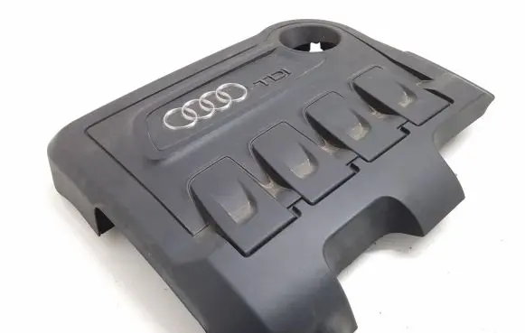 Audi Q3 8U Engine cover (trim)