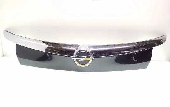 Opel Insignia A Tailgate trim 13272845 13272846