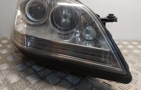 Mercedes-Benz ML W164 Headlight/headlamp 263348