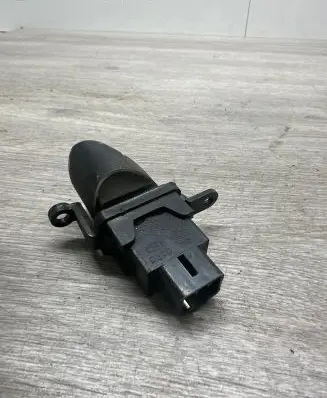 Hyundai H-1, Starex, Satellite Seat heating switch