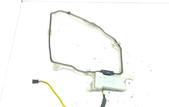 Mercedes-Benz S W220 Keyless system antenna 