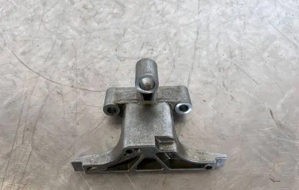 BMW X5M E70 Slide rail for timing chain 7565243