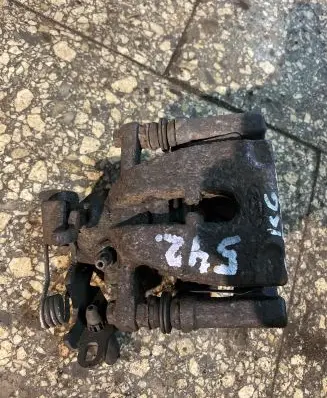 Ford Focus C-MAX Rear brake caliper