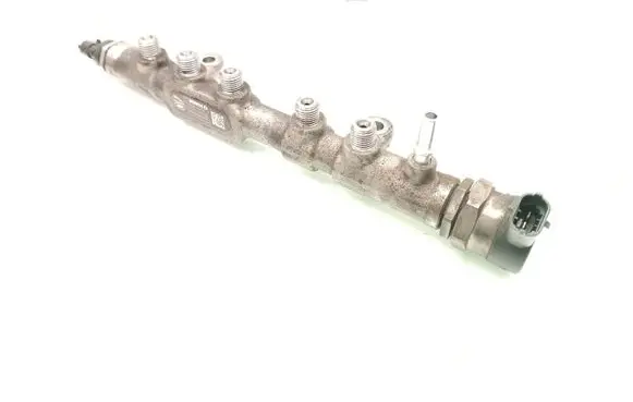 Jaguar XE Fuel main line pipe G4D39D280AA 0445214332