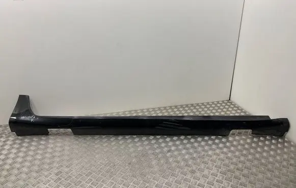Chrysler Pacifica Sill 