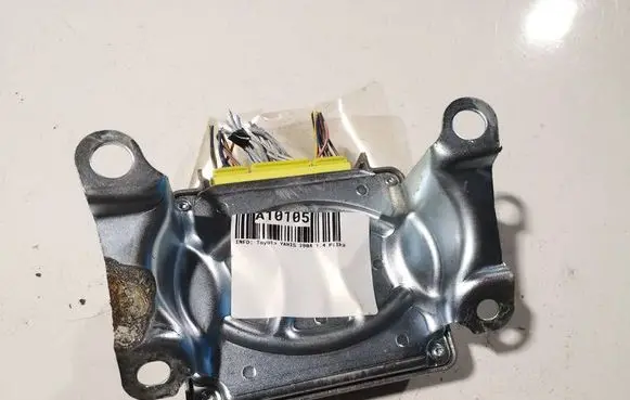 Toyota Yaris Airbag control unit/module 891700d100