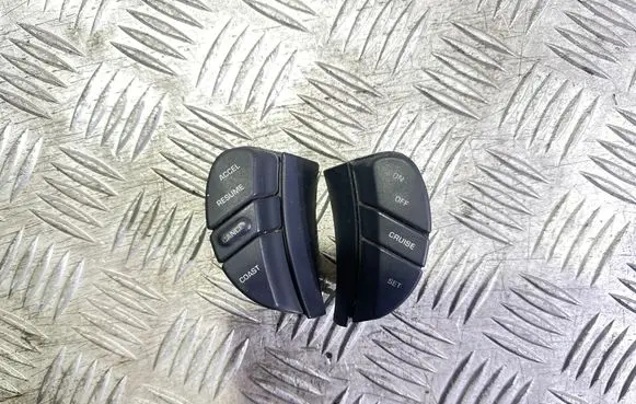 Chrysler Voyager Steering wheel buttons/switches 05026007AA 05026006AA