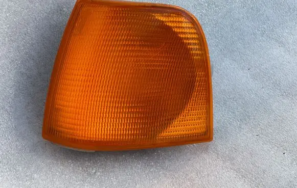 Audi 100 S4 C4 Front indicator light 443953049
