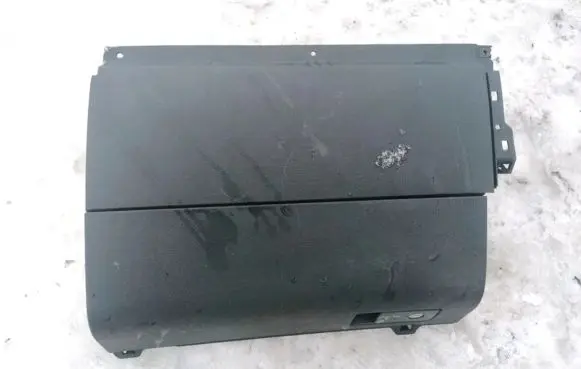 Volkswagen Touran I Glove box 1T1857101A