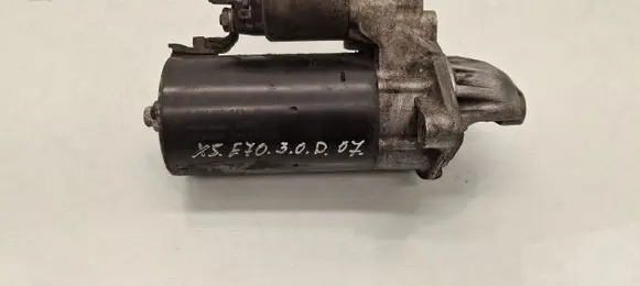BMW X5 E70 Starter motor 7796892