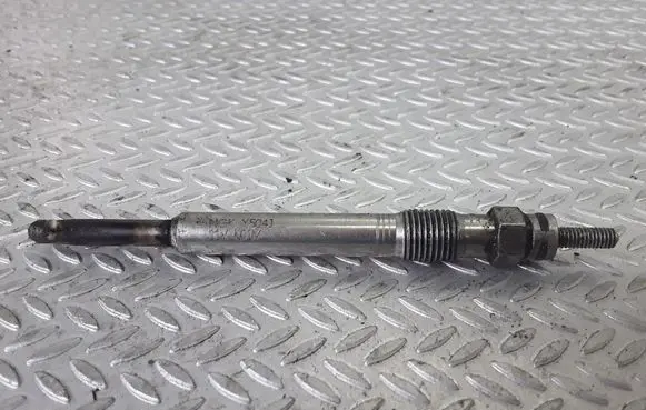 Peugeot 406 Glow plug Y504J